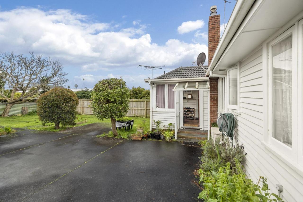 Entire House In Mt Wellington, Central Окленд Экстерьер фото