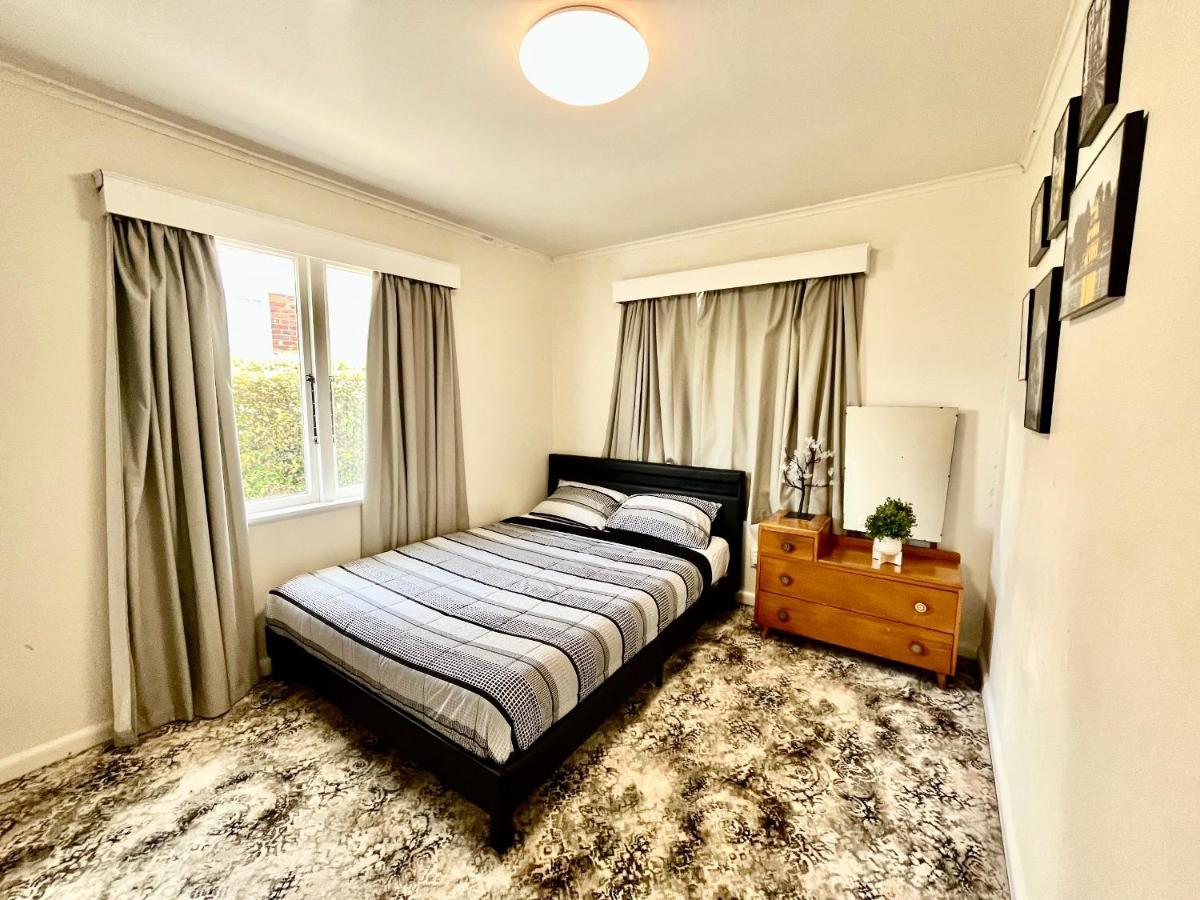 Entire House In Mt Wellington, Central Окленд Экстерьер фото